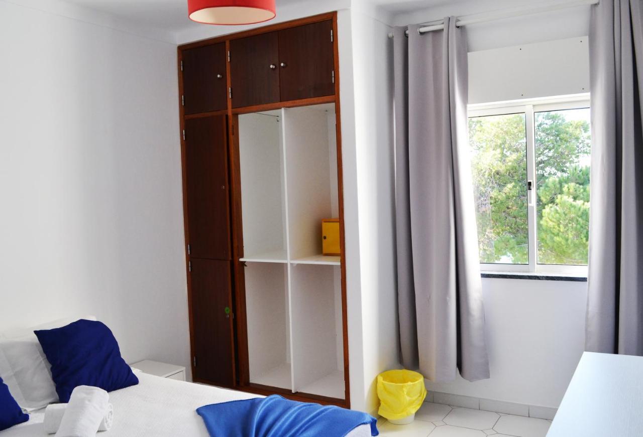 Ria Hostel Alvor Portimão Exteriör bild