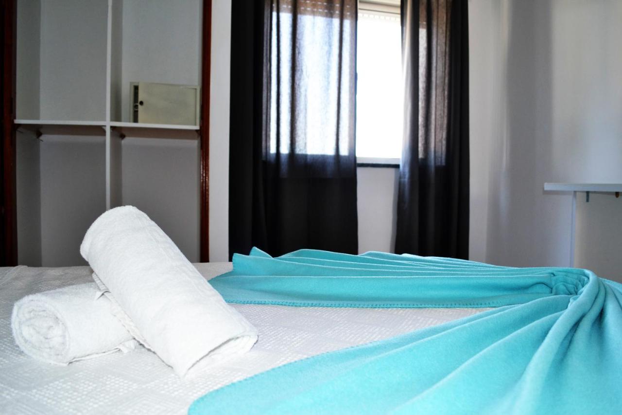Ria Hostel Alvor Portimão Exteriör bild